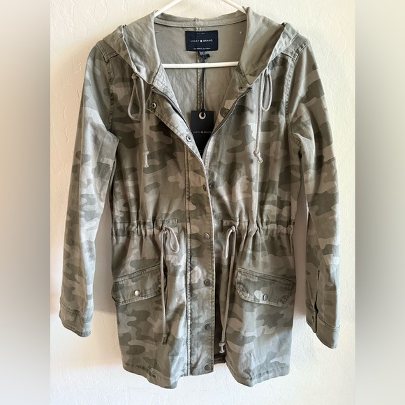 LUCKY BRAND ( NWT ) Olive Green Camo Hooded Jacket - Picture 3 of 13